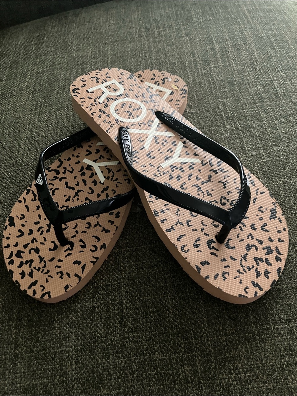 Roxy Pink Leopard-Print Flip Flops with Black Straps